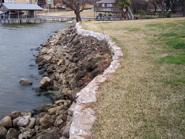 Retaining wall