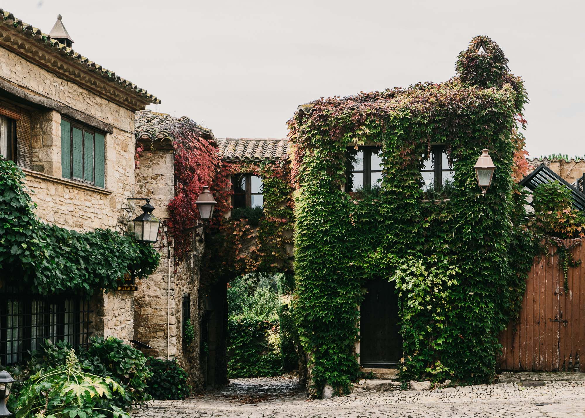 Castillo de Peratallada in Catalonia | Gardenista