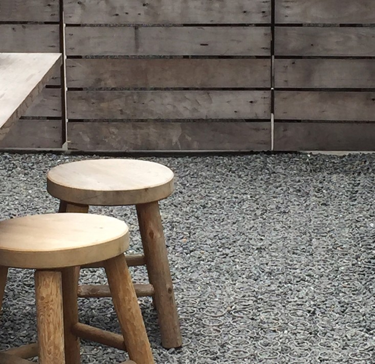 shed-healdsburg-stools-gardenista copy