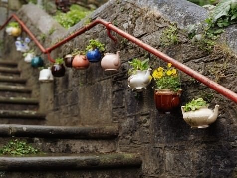 plant container garden art